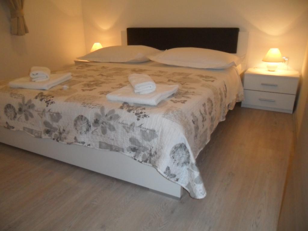 Apartman Soda Apartment Trogir Ngoại thất bức ảnh